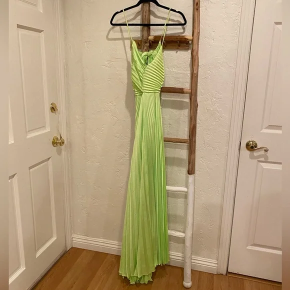A.L.C. Aries Dress in Green Kick in Size 10 - Picture 5 of 10